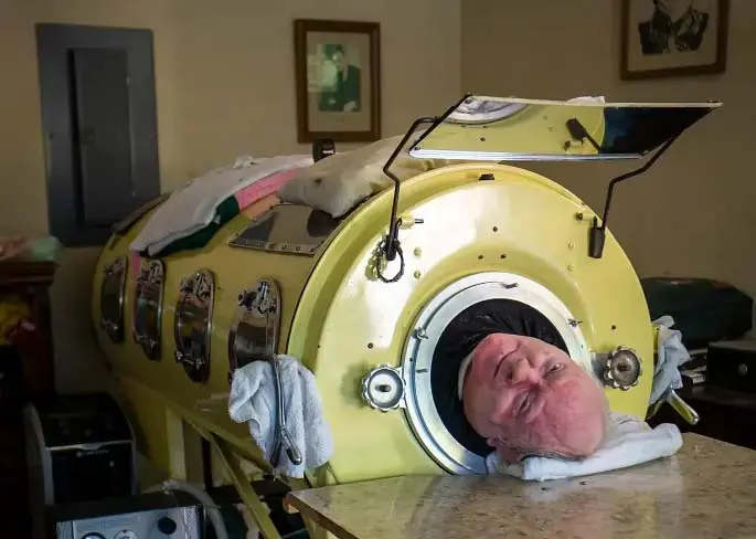 Paul Alexander: 'Man in the iron lung' dies at the age of 78.